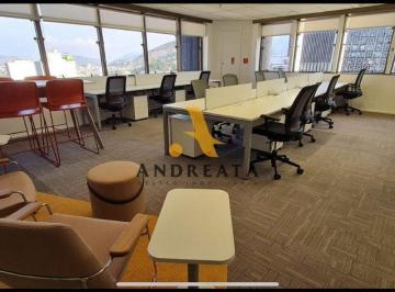 Comercial · 351m² · Aluguel de Salas/Conjuntos, 350.82 m², por R$ 21 mil, no condomínio Lineeo de paula Machado em Centr