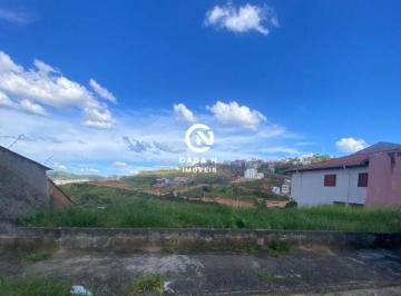 Terreno · 350m² · Terreno em Jardim Centenário com 350m², localização privilegiada.