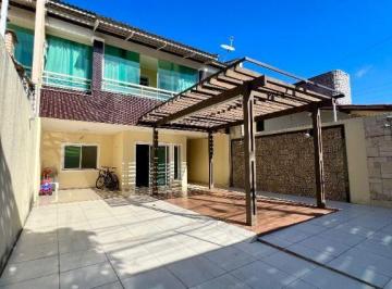 c1c512f9e94937f067a15e5295039469abebb990 · CASA DE LUXO NA CIDADE DOS FUNCIONARIOS, COM 4 SUITES