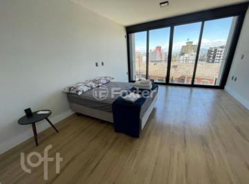 18e06a8b · Casa, 3 dormitórios, 235.9 m², em Centro