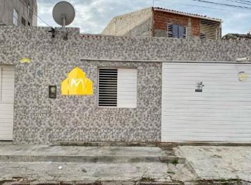 Casa , Paulo Afonso · Casa com 2 quartos, 1 vaga de garagem ampla, no Centro