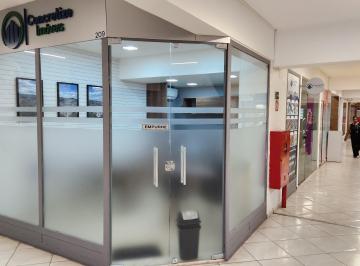 Comercial , Juiz de Fora · Loja mobiliada para locação no Braz Shopping