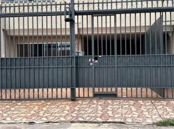 Casa de 4 quartos, Riacho Fundo · Riacho Fundo1, Casa Principal 4 Quartos,3 Aparts.com 2 Quartos, Para investidor