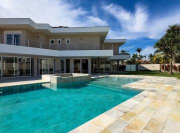 Casa · 708m² · 6 Quartos · 6 Vagas · Casa frente praça à venda no Jardim Acapulco em Guarujá.