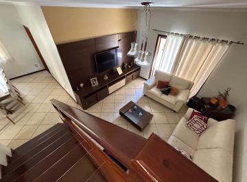 Casa de 3 quartos, Taubaté · Sobrado na Granja Daniel