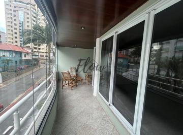 Apartamento · 143m² · 4 Quartos · 2 Vagas · APARTAMENTO AMPLO COM 143 M2 DE ÁREA PRIVATIVA NO CENTRO