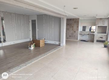 Apartamento de 4 quartos, São Paulo · Apartamento com 3 suites, 4 vagas à venda em Perdizes 