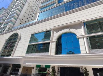 Apartamento · 142m² · 3 Quartos · 3 Vagas · Imoveis - em Meia Praia