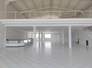 WhatsAppImage20240417at111321252.jpeg · Comercial para Aluguel em Araruama/RJ - 0 Dorm. 600 m2 Área Útil