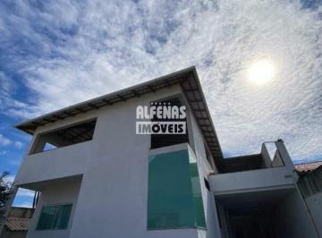 Casa · 230m² · 3 Quartos · 5 Vagas · Casa Espetacular de Dois Andares no Bairro Nazaré – Contagem