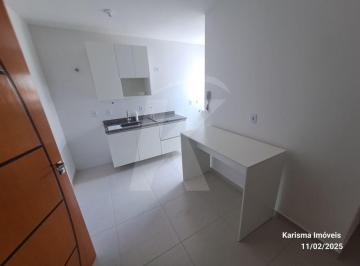 Apartamento · 28m² · 1 Quarto · Apartamento com 1 quarto, sala, cozinha, banheiro e área de serviço.
