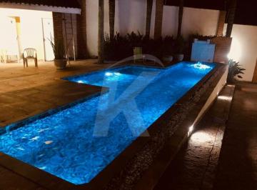 Casa · 250m² · 3 Quartos · 3 Vagas · Ótima Casa em Condomínio Fechado