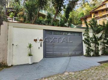 Casa · 360m² · 2 Quartos · 3 Vagas · Casa de Condomínio Parque Suiça à venda, 2 dormitórios, 4 banheiros, 3 vagas e piscina.