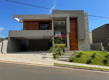 Casa · 310m² · 4 Quartos · 6 Vagas · Sobrado à venda com 4 suítes e 6 vagas no Reserva São Nicolau