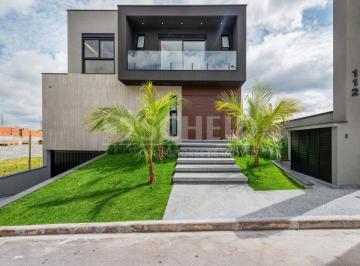 Casa · 486m² · 4 Quartos · 5 Vagas · Casa a venda em condomínio na Granja Viana com 4 quartos suites.