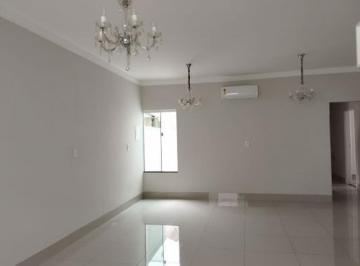 Casa · 150m² · 3 Quartos · Casa com 3 quartos à venda bairro Osvaldo Rezende - Uberlândia/MG