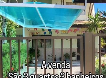 Casa · 3 Quartos · 2 Vagas · Casa de alto padrão à venda em GUARAJUBA