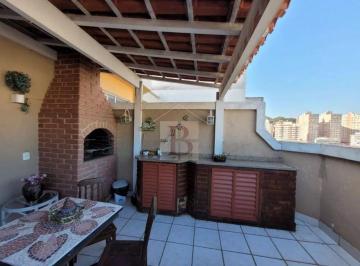 Foto 02 · Cobertura de Luxo à Venda em Icaraí, Niterói - 3 Quartos, 1 Suíte, 165m² e 2 Vagas de Garagem. Venha