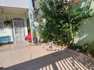 Casa de 3 quartos, Caraguatatuba · Vendo ou alugo um sobrado na quadra do mar no Indaía