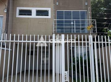 whatsapp-image-2024-11-27-at-10-53-591732715806152.jpeg · Sobrado semimobiliado para venda com 3 quartos, sendo 1 suíte, 2 vagas, 156 m², Estrela, Ponta Gross