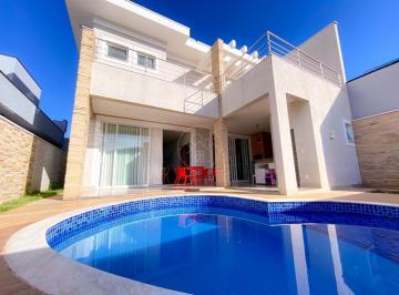 Foto 01 · Sobrado com móveis planejados e piscina