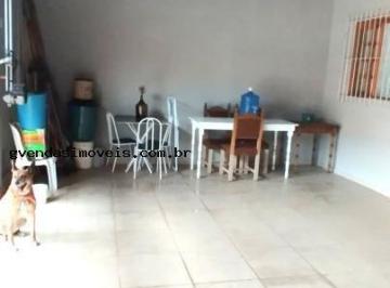 202501291151057307.jpeg · Casa para Venda em São José dos Campos, Jardim Santa Júlia, 3 dormitórios, 1 banheiro, 3 vagas