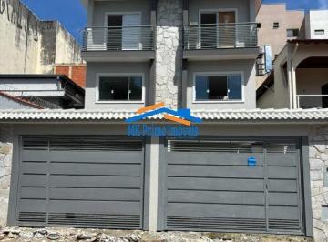 Casa · 150m² · 3 Quartos · 4 Vagas · Sobrados novos com 3 suítes na Bela Vista.
