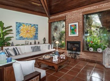 Casa , Ubatuba · Linda casa alto padrão em condominio p/venda c/592m2 e 06 suites Ubatuba