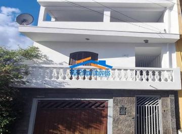 Casa · 252m² · 3 Quartos · 2 Vagas · Sobrado c/ 252m², 3 Quartos(1 Suíte), 2 vagas coberta no Jd. Abril - Osasco
