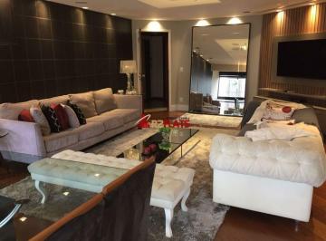 Apartamento · 129m² · 3 Quartos · 2 Vagas · Flat com ótimo preço no bairro Moema. Confira!
