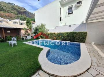 Casa · 300m² · 5 Quartos · 2 Vagas · Casa de condomínio em  Estrada Capenha - Pechincha - Rio de Janeiro/RJ