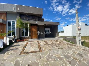 Casa · 158m² · 3 Quartos · 1 Vaga · Linda casa térrea com 3 dormitórios sendo 1 suíte