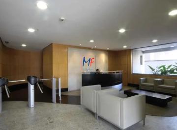 Comercial · 32m² · Excelente sala comercial em Moema, com 32m² a.u., 2 banheiros, 1 vaga. Prox. Av. Santo Amaro (REF 20