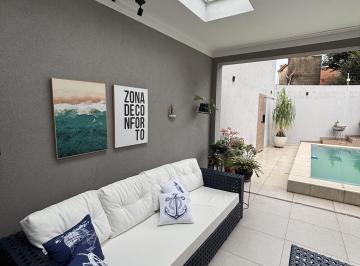 Casa · 145m² · 3 Quartos · 2 Vagas · CASA COM 3 QUARTOS E PISCINA À VENDA NO BAIRRO COLÔNIA, EM JUNDIAÍ-SP!