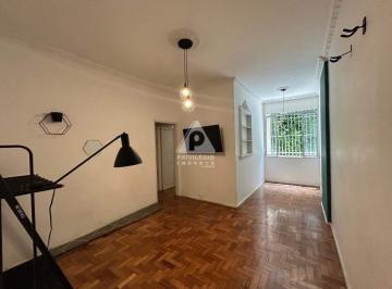 Apartamento · 57m² · 1 Quarto · Quarto e Sala com vista verde a venda em Copacabana