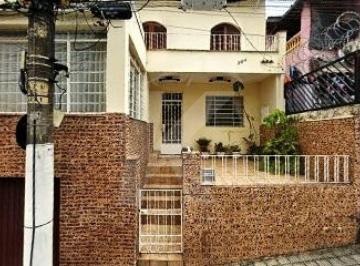 Casa · 244m² · 5 Quartos · 1 Vaga · Imóvel com 3 casas, sendo na frente 1 sobrado de 3 dormitórios na Vila Medeiros.