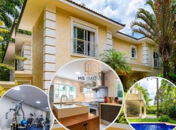 506213e76e62d70590b71681813d377c062b8537 · Linda casa á VENDA 712 m² 4 Suítes amplas, sala, cozinha, 6 vagas subsolo em um maravilhosa localiza