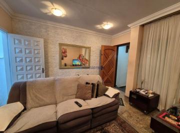 Casa · 175m² · 3 Quartos · 2 Vagas · Casa tipo sobrado à venda 3 quartos 1 suíte na Vila Mascote