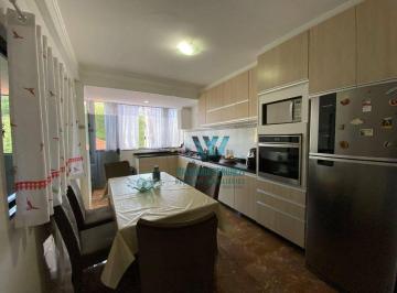 7fa3c4b9bdbb16a201fdfed510a0be5f59537ad5 · Casa com 3 dormitórios à venda, 480 m² por R$ 800.000,00 - Estância São José - Poços de Caldas/MG
