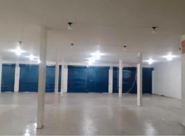 C170DF1D-D8E0-4324-A955-A98D55A24484.jpg · Loja comercial para Locação  com 630 de área total, pé direito de 4 mts,no Recanto das Emas, DF