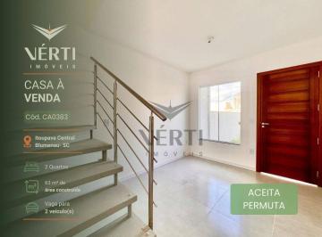 f3a33340143746ca0a132a0fefb22641a2ed9599 · Encantadora Casa de 2 Quartos localizada no bairro da Itoupava Central, com 02 vagas de garagem e am