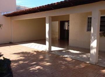 Casa · 216m² · 3 Quartos · 2 Vagas · Casa com 3 quartos à venda no Bairro Custódio Pereira - Uberlândia/MG