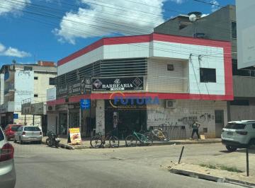 524e7e16b88a74427b8ee67cd63a93a68fa630fb · Predio com 2 PAV, na Vila Estrutural
