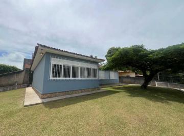 Casa · 150m² · 4 Quartos · 2 Vagas · Casa de rua : Linear / Residencial / Centro