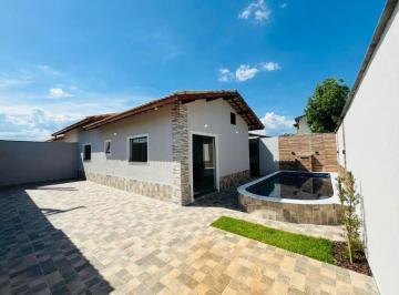 51706.jpg · Casa com 3 dormitórios próximo à praia no bairro Jardim São Fernando