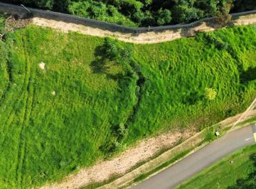 21b879e07e3b0dcaa4429b8b18f72d49a8068a42 · Terreno à venda em condomínio fechado em Itu | 2500m² em Terras de São José II | TE1963