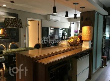 4e0fb966 · Apartamento, 2 dormitórios, 81.53 m², em Centro