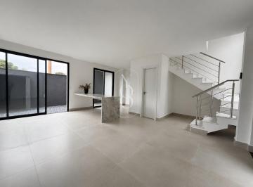 Casa · 177m² · 4 Quartos · 2 Vagas · CASA TRIPLEX EM CONDOMÍNIO FECHADO COM 4 QUARTOS,
