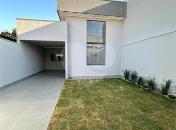 Área de Serviço · Casa Térrea com 3 Quartos e Quintal no Flor do Cerrado - Anápolis