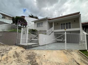 Casa de 3 quartos, Bragança Paulista · Incrível casa no Jardim Europa em Bragança Paulista